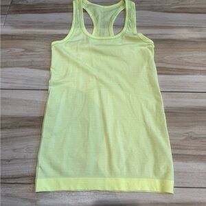 Lululemon Swiftly Tech tank